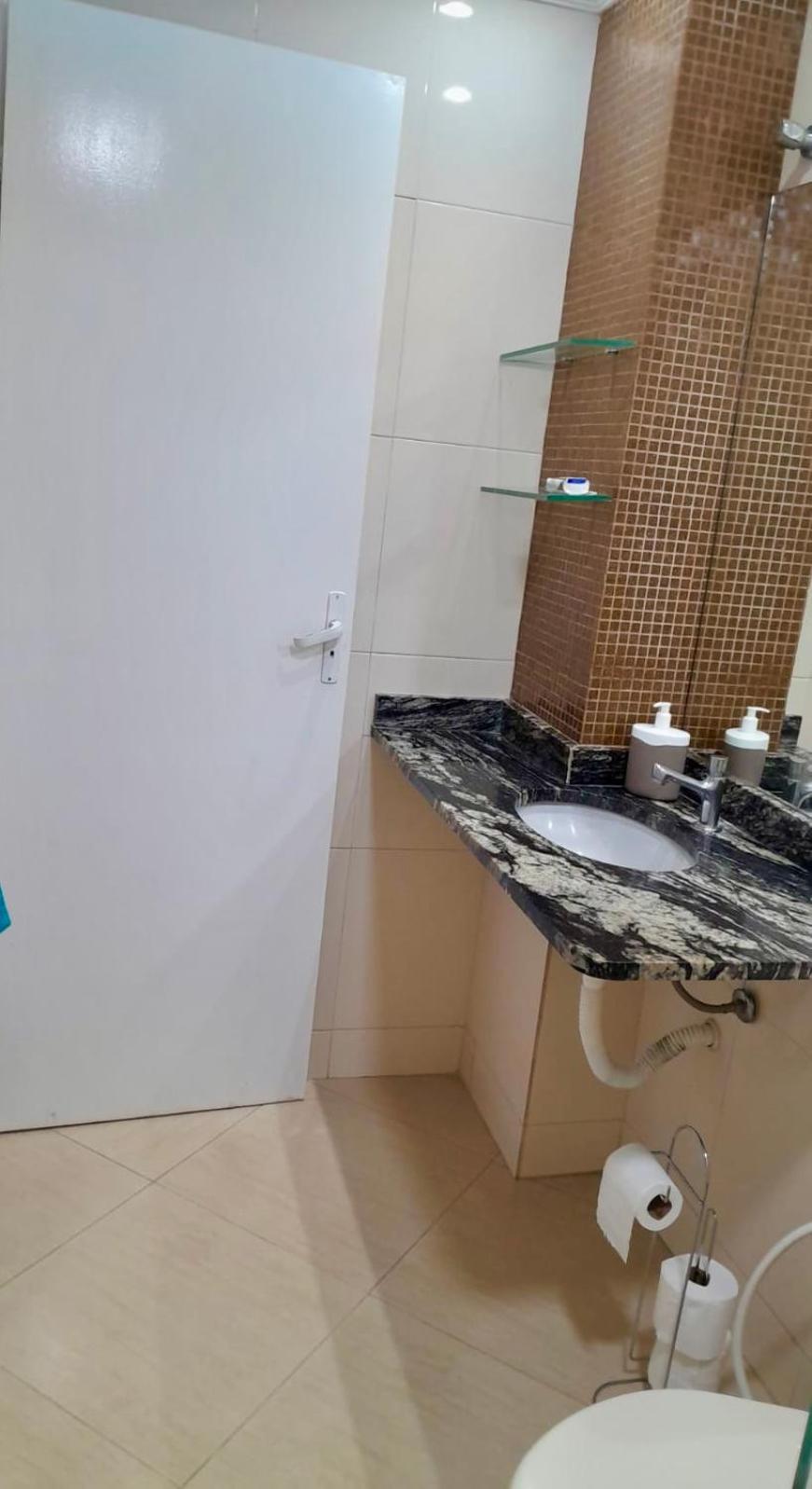 Apartamento Pe Na Areia 3 Quartos Frente Mar Na Barra-circuito Carnaval *